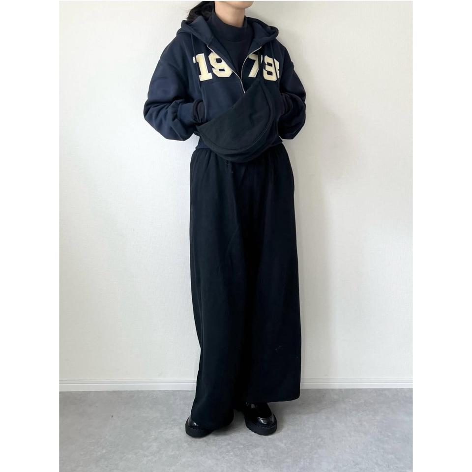 {{.FirstItem.Brand.Name}}({{.FirstItem.Brand.NameKana}})の「{{.FirstItem.Name}}」を使った{{.PostType}}