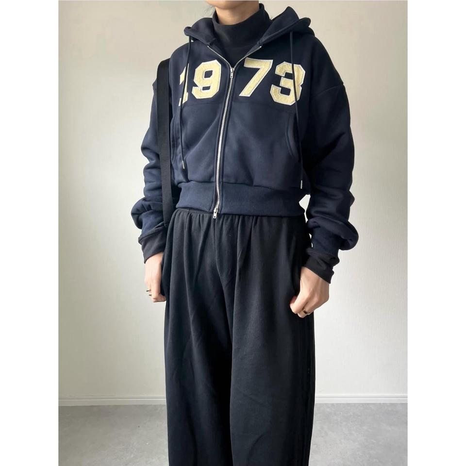 {{.FirstItem.Brand.Name}}({{.FirstItem.Brand.NameKana}})の「{{.FirstItem.Name}}」を使った{{.PostType}}