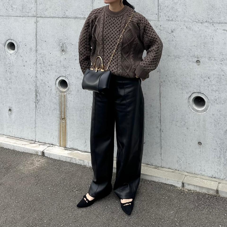 {{.FirstItem.Brand.Name}}({{.FirstItem.Brand.NameKana}})の「{{.FirstItem.Name}}」を使った{{.PostType}}