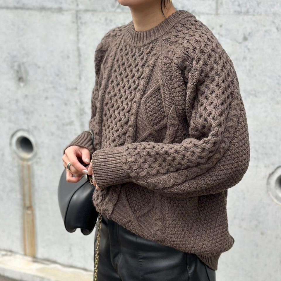 {{.FirstItem.Brand.Name}}({{.FirstItem.Brand.NameKana}})の「{{.FirstItem.Name}}」を使った{{.PostType}}