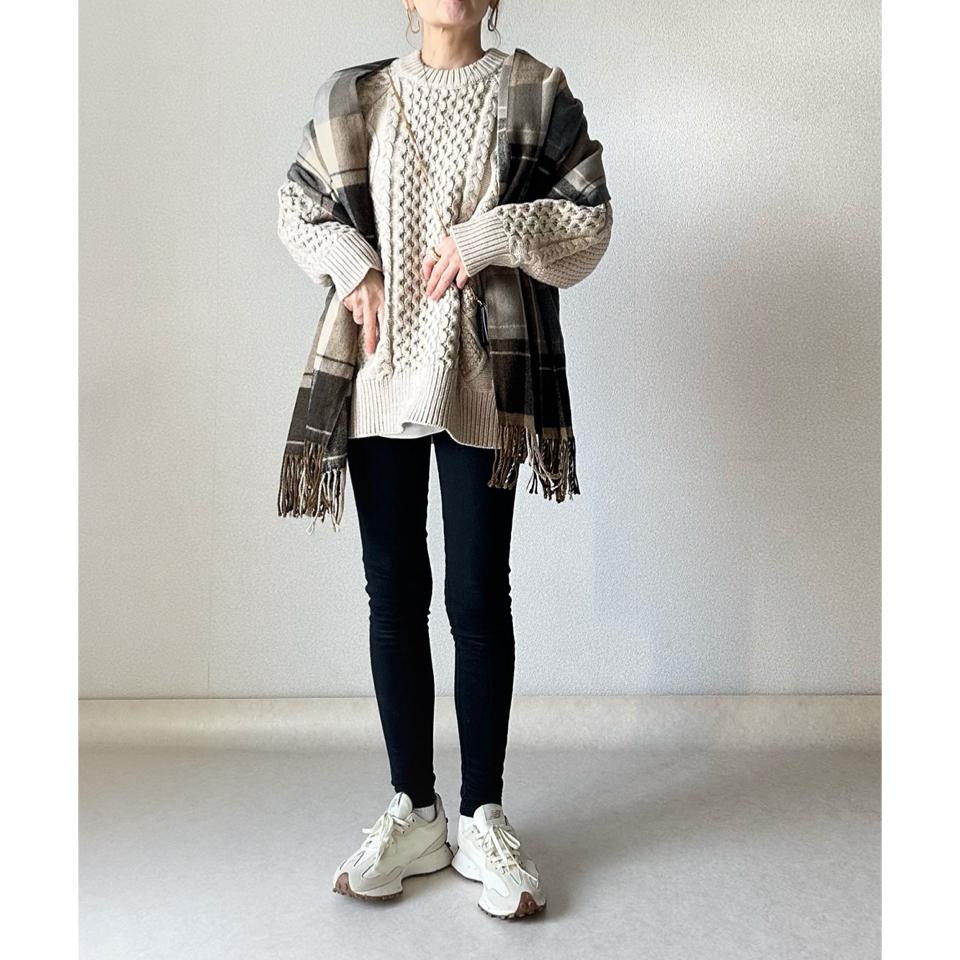 {{.FirstItem.Brand.Name}}({{.FirstItem.Brand.NameKana}})の「{{.FirstItem.Name}}」を使った{{.PostType}}