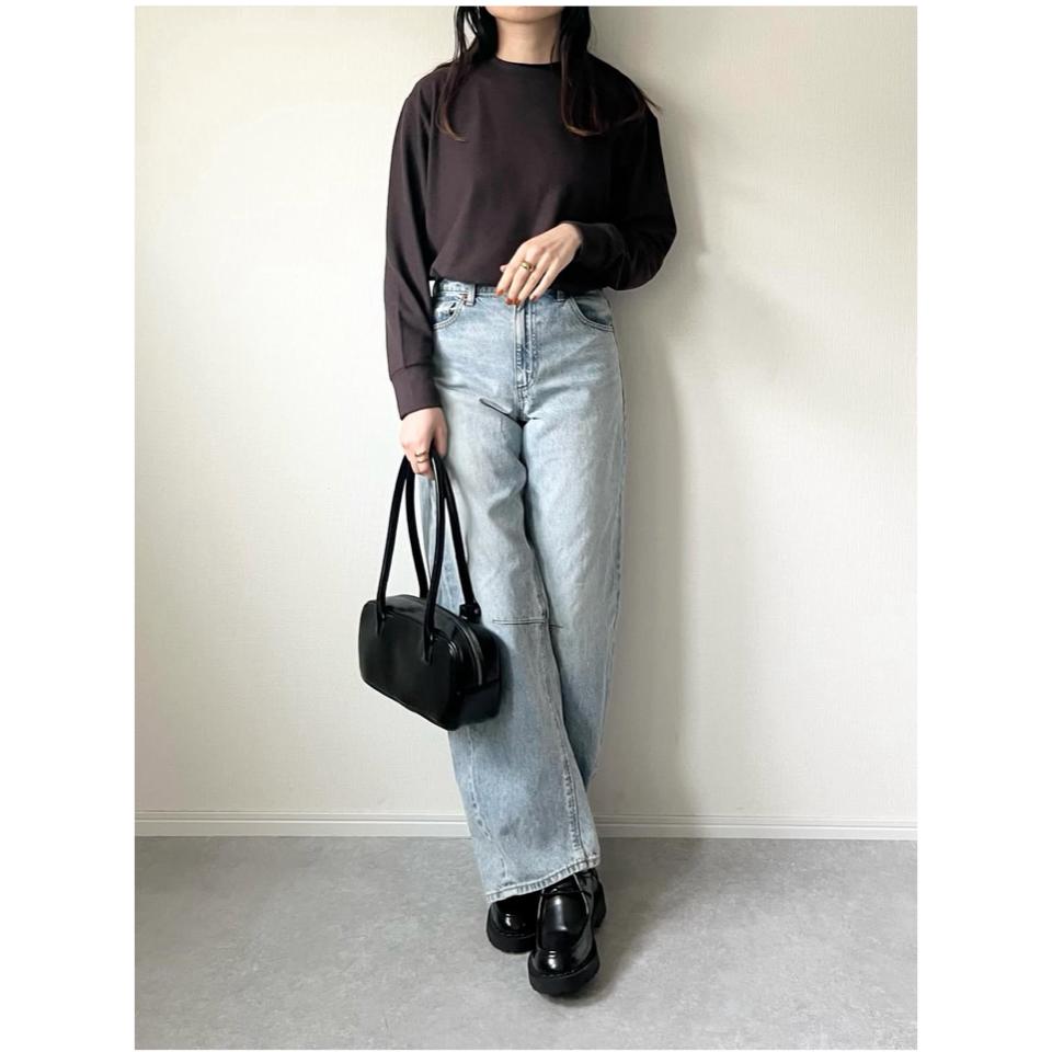 {{.FirstItem.Brand.Name}}({{.FirstItem.Brand.NameKana}})の「{{.FirstItem.Name}}」を使った{{.PostType}}