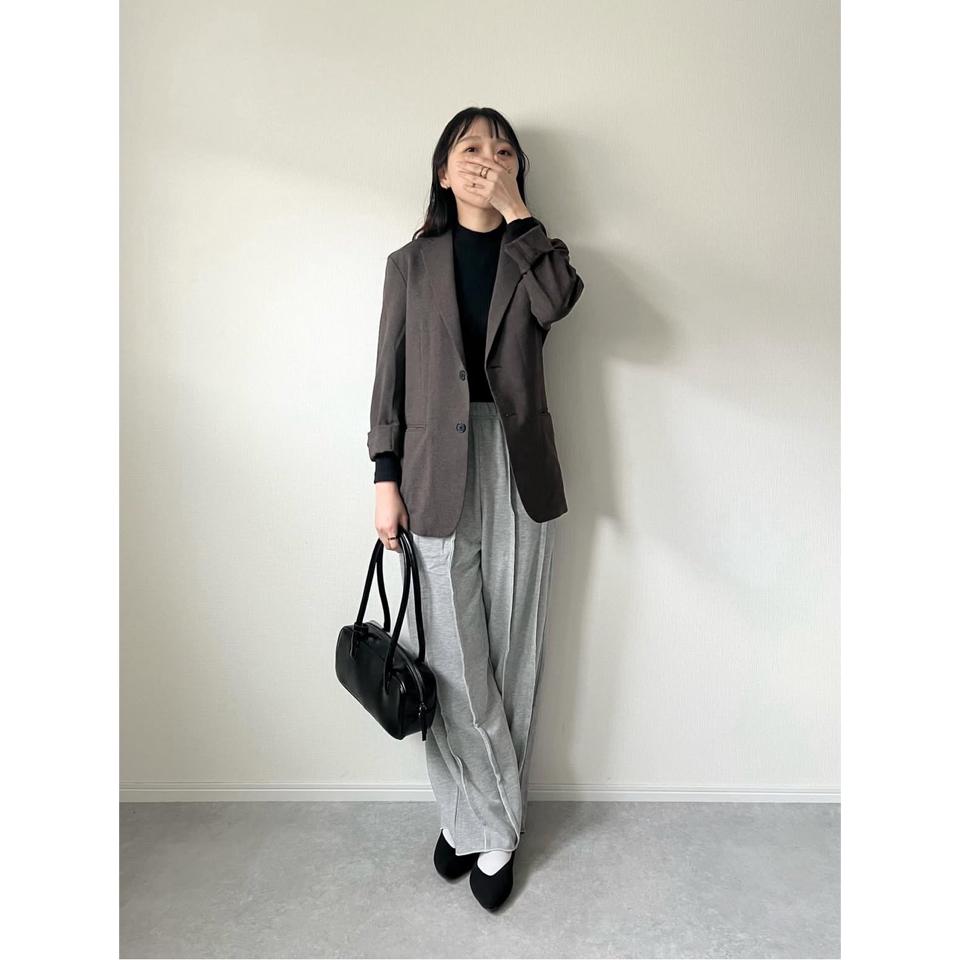 {{.FirstItem.Brand.Name}}({{.FirstItem.Brand.NameKana}})の「{{.FirstItem.Name}}」を使った{{.PostType}}