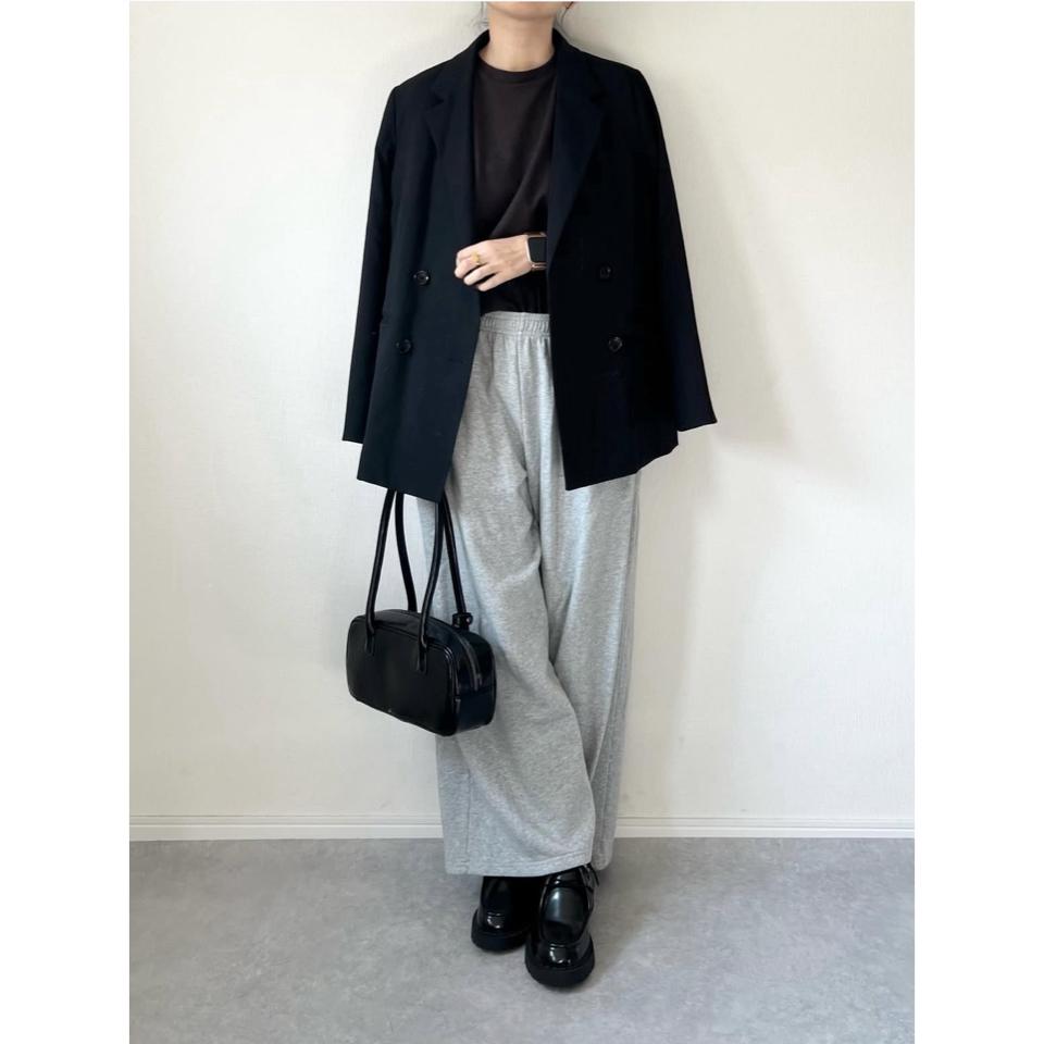 {{.FirstItem.Brand.Name}}({{.FirstItem.Brand.NameKana}})の「{{.FirstItem.Name}}」を使った{{.PostType}}