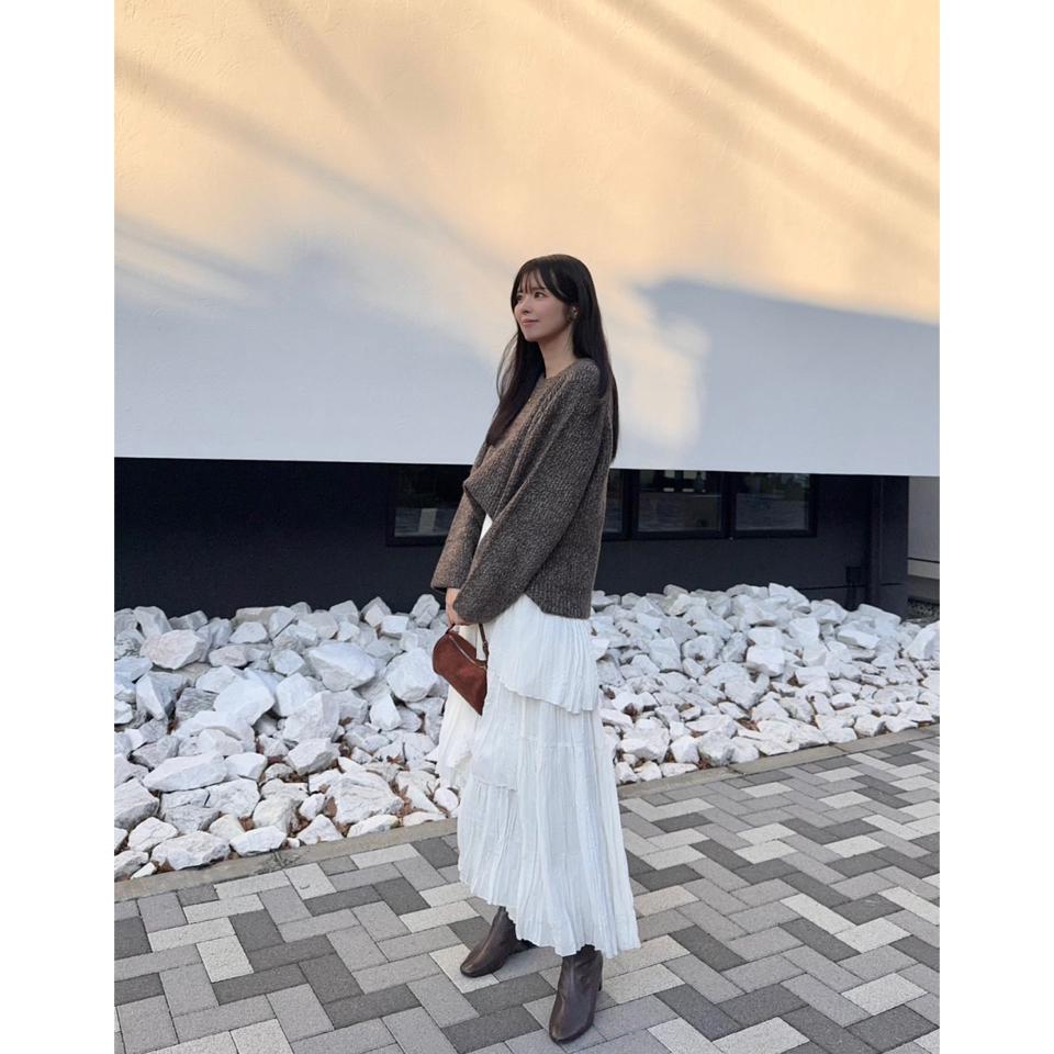 {{.FirstItem.Brand.Name}}({{.FirstItem.Brand.NameKana}})の「{{.FirstItem.Name}}」を使った{{.PostType}}