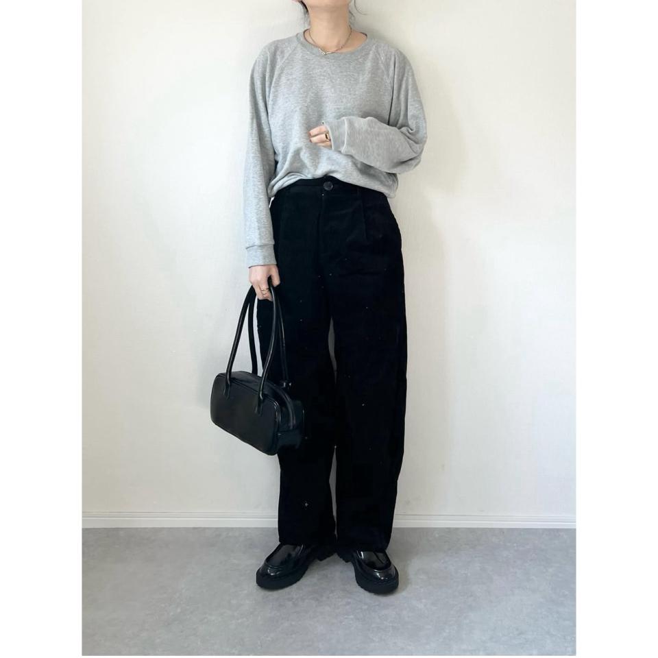 {{.FirstItem.Brand.Name}}({{.FirstItem.Brand.NameKana}})の「{{.FirstItem.Name}}」を使った{{.PostType}}