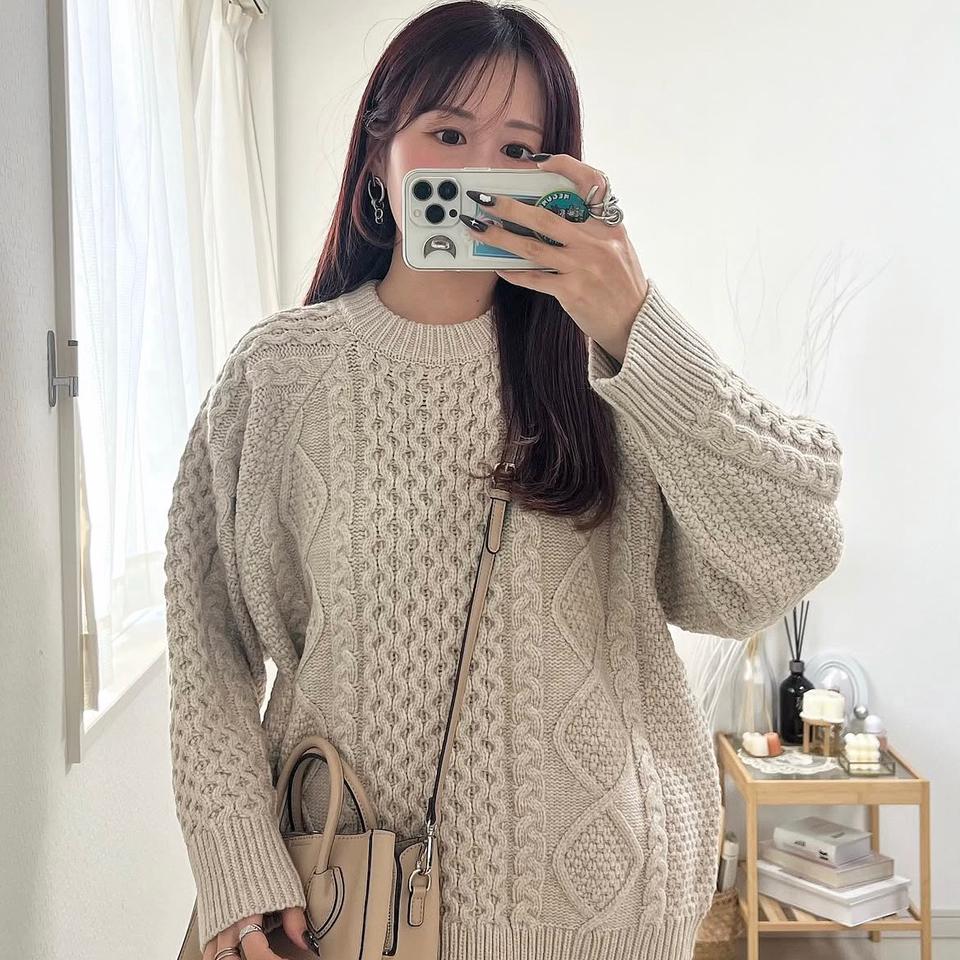 {{.FirstItem.Brand.Name}}({{.FirstItem.Brand.NameKana}})の「{{.FirstItem.Name}}」を使った{{.PostType}}