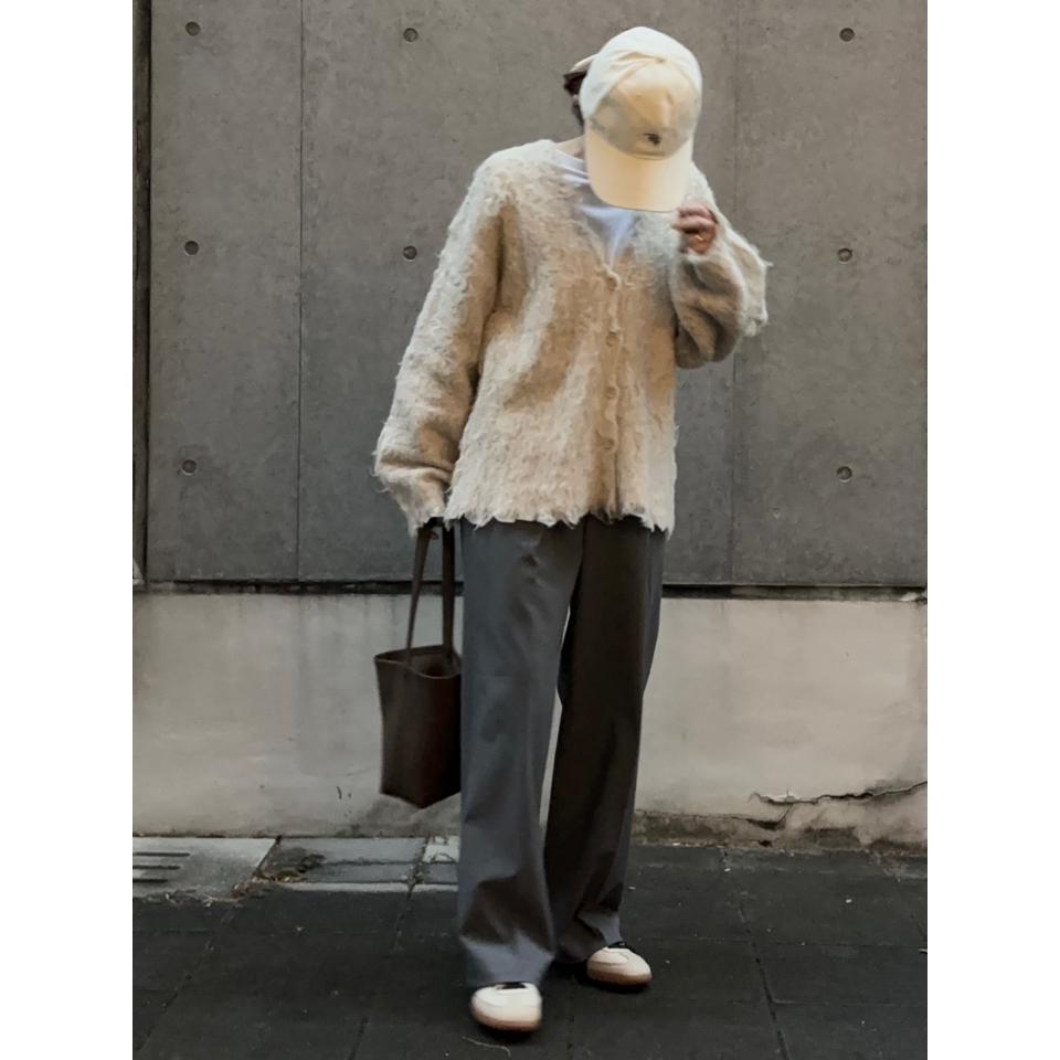 {{.FirstItem.Brand.Name}}({{.FirstItem.Brand.NameKana}})の「{{.FirstItem.Name}}」を使った{{.PostType}}