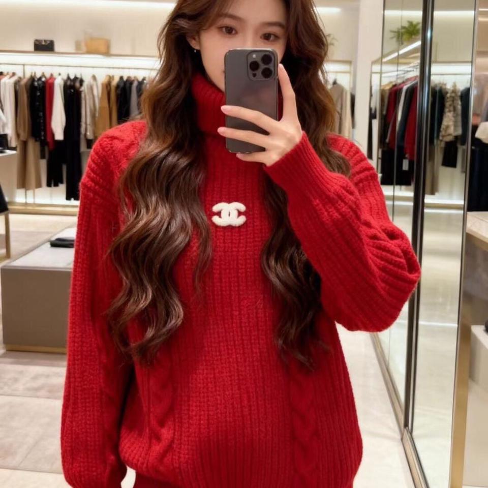 {{.FirstItem.Brand.Name}}({{.FirstItem.Brand.NameKana}})の「{{.FirstItem.Name}}」を使った{{.PostType}}