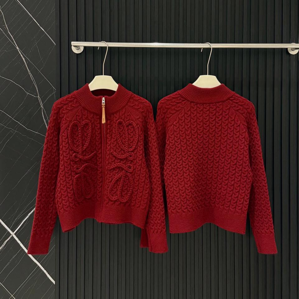 {{.FirstItem.Brand.Name}}({{.FirstItem.Brand.NameKana}})の「{{.FirstItem.Name}}」を使った{{.PostType}}