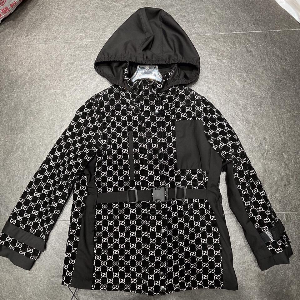 {{.FirstItem.Brand.Name}}({{.FirstItem.Brand.NameKana}})の「{{.FirstItem.Name}}」を使った{{.PostType}}