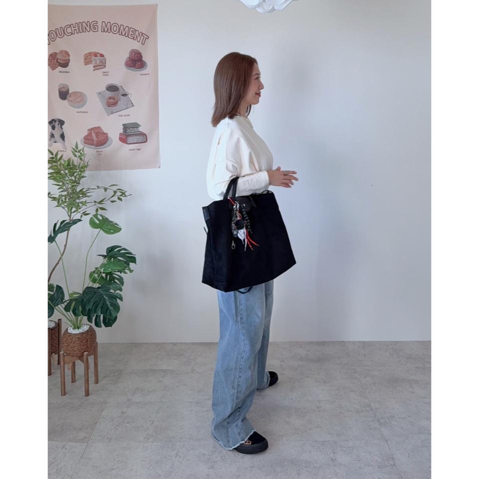 {{.FirstItem.Brand.Name}}({{.FirstItem.Brand.NameKana}})の「{{.FirstItem.Name}}」を使った{{.PostType}}