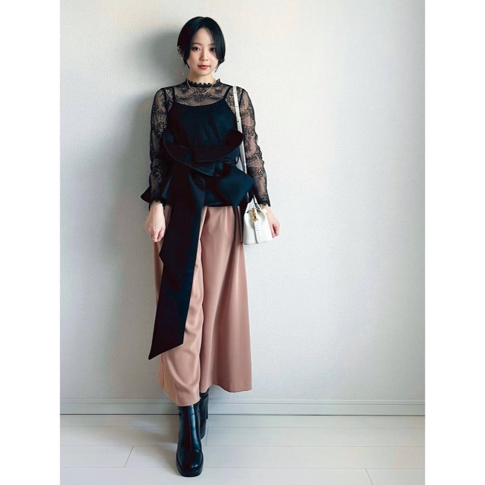 {{.FirstItem.Brand.Name}}({{.FirstItem.Brand.NameKana}})の「{{.FirstItem.Name}}」を使った{{.PostType}}