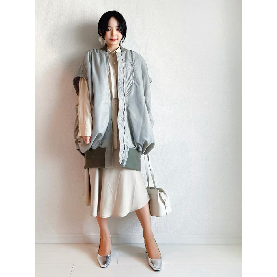 {{.FirstItem.Brand.Name}}({{.FirstItem.Brand.NameKana}})の「{{.FirstItem.Name}}」を使った{{.PostType}}