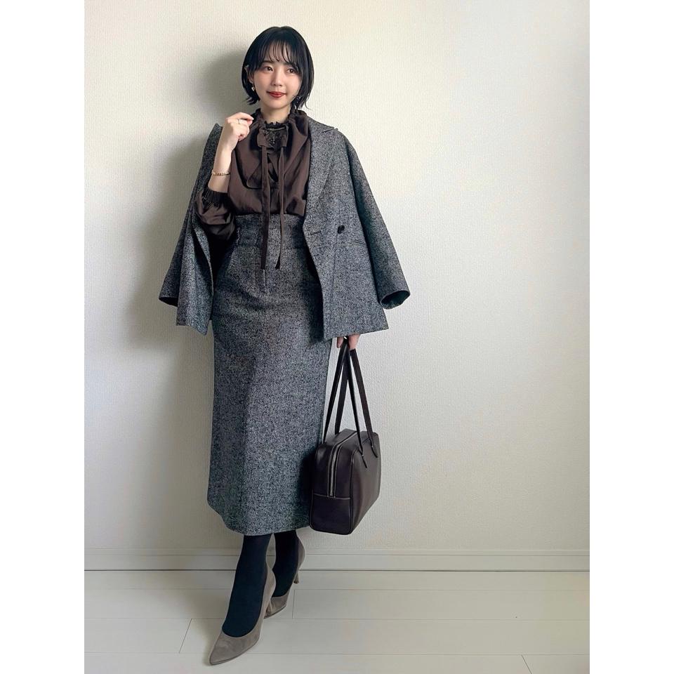 {{.FirstItem.Brand.Name}}({{.FirstItem.Brand.NameKana}})の「{{.FirstItem.Name}}」を使った{{.PostType}}