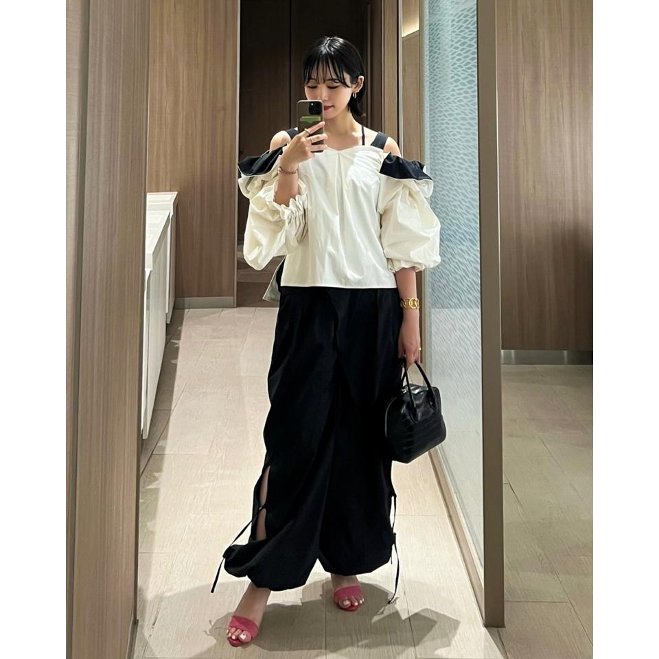 {{.FirstItem.Brand.Name}}({{.FirstItem.Brand.NameKana}})の「{{.FirstItem.Name}}」を使った{{.PostType}}