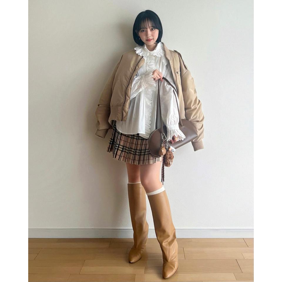 {{.FirstItem.Brand.Name}}({{.FirstItem.Brand.NameKana}})の「{{.FirstItem.Name}}」を使った{{.PostType}}