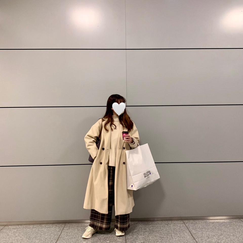 {{.FirstItem.Brand.Name}}({{.FirstItem.Brand.NameKana}})の「{{.FirstItem.Name}}」を使った{{.PostType}}