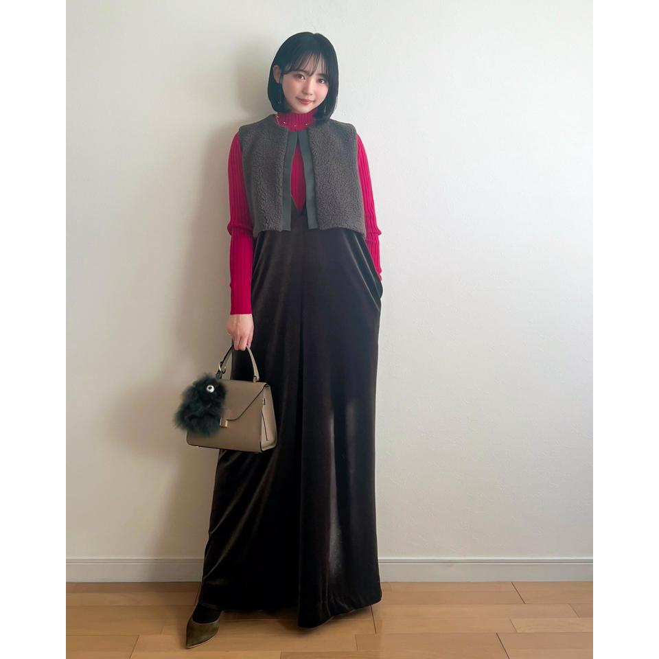 {{.FirstItem.Brand.Name}}({{.FirstItem.Brand.NameKana}})の「{{.FirstItem.Name}}」を使った{{.PostType}}