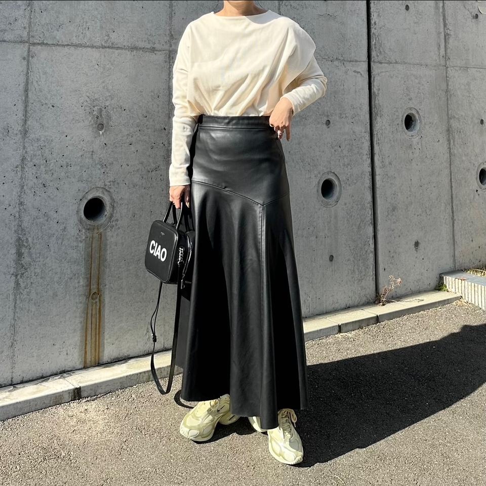 {{.FirstItem.Brand.Name}}({{.FirstItem.Brand.NameKana}})の「{{.FirstItem.Name}}」を使った{{.PostType}}