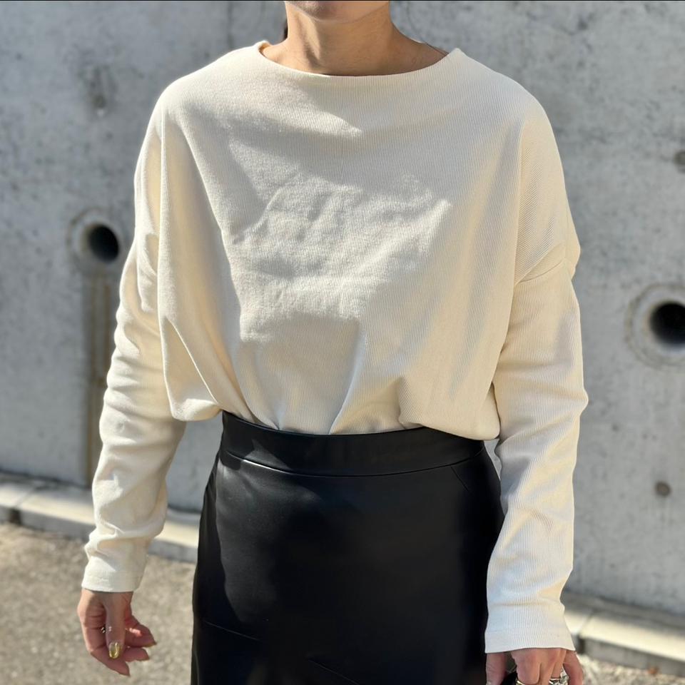 {{.FirstItem.Brand.Name}}({{.FirstItem.Brand.NameKana}})の「{{.FirstItem.Name}}」を使った{{.PostType}}