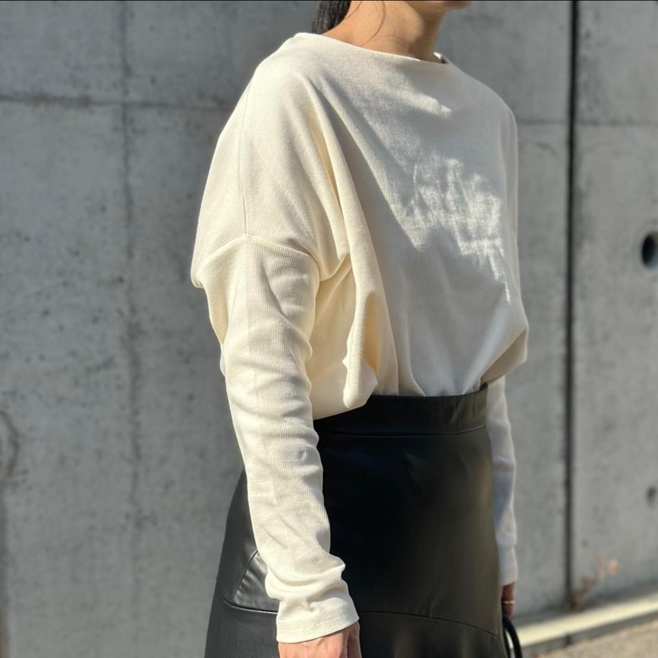 {{.FirstItem.Brand.Name}}({{.FirstItem.Brand.NameKana}})の「{{.FirstItem.Name}}」を使った{{.PostType}}