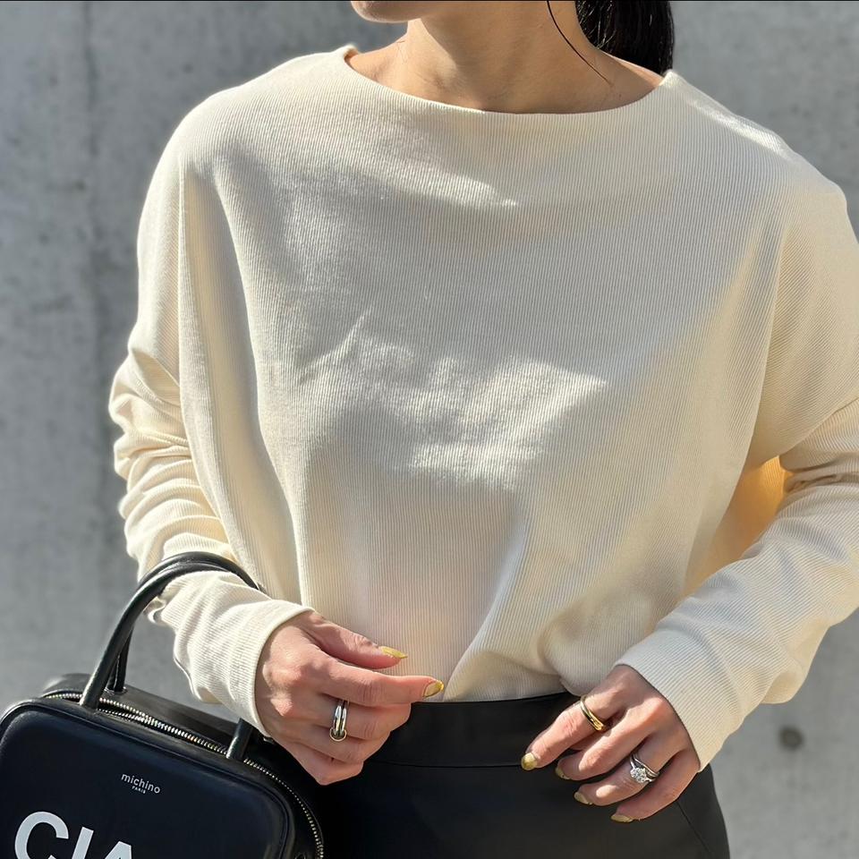 {{.FirstItem.Brand.Name}}({{.FirstItem.Brand.NameKana}})の「{{.FirstItem.Name}}」を使った{{.PostType}}