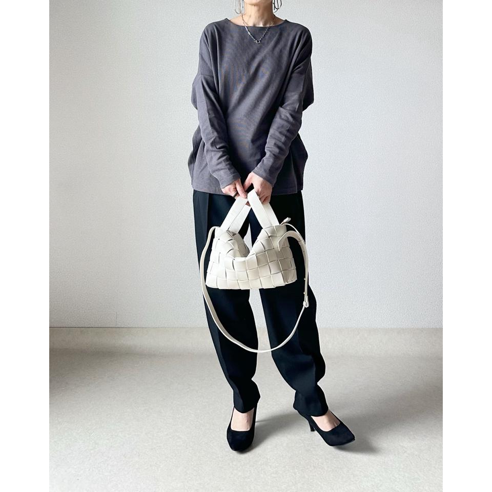 {{.FirstItem.Brand.Name}}({{.FirstItem.Brand.NameKana}})の「{{.FirstItem.Name}}」を使った{{.PostType}}