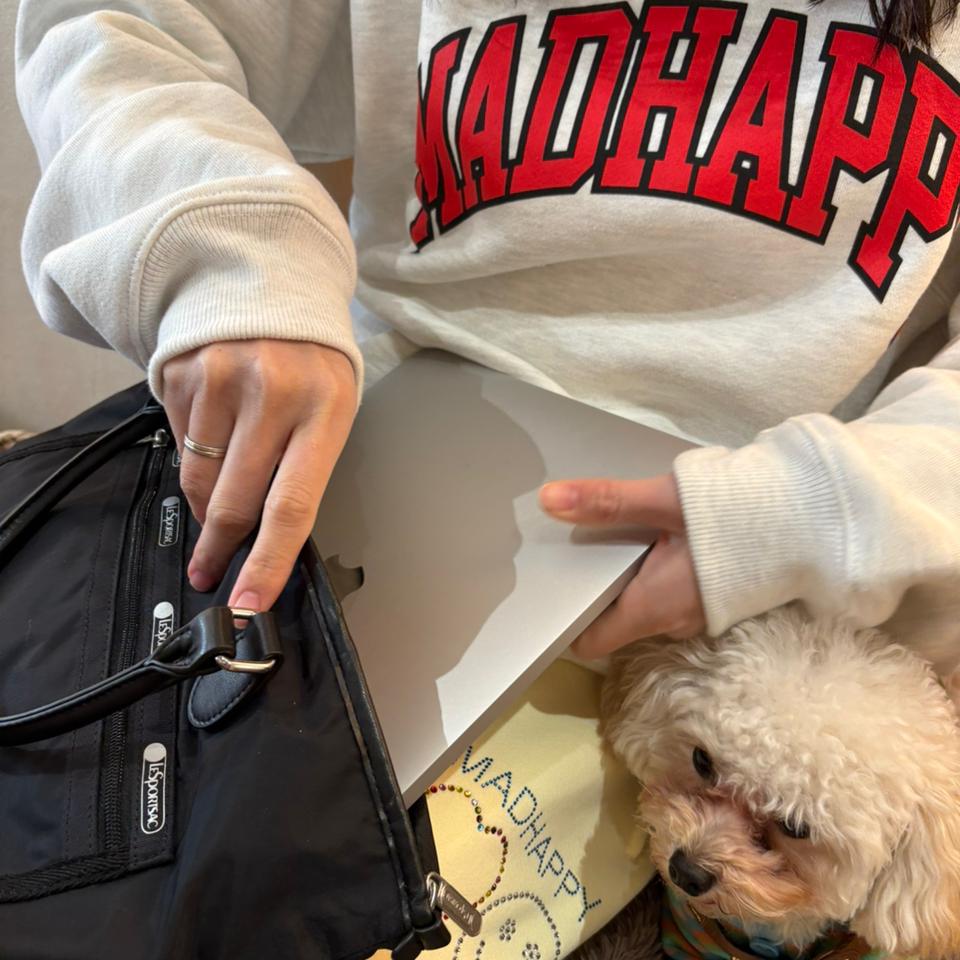 {{.FirstItem.Brand.Name}}({{.FirstItem.Brand.NameKana}})の「{{.FirstItem.Name}}」を使った{{.PostType}}