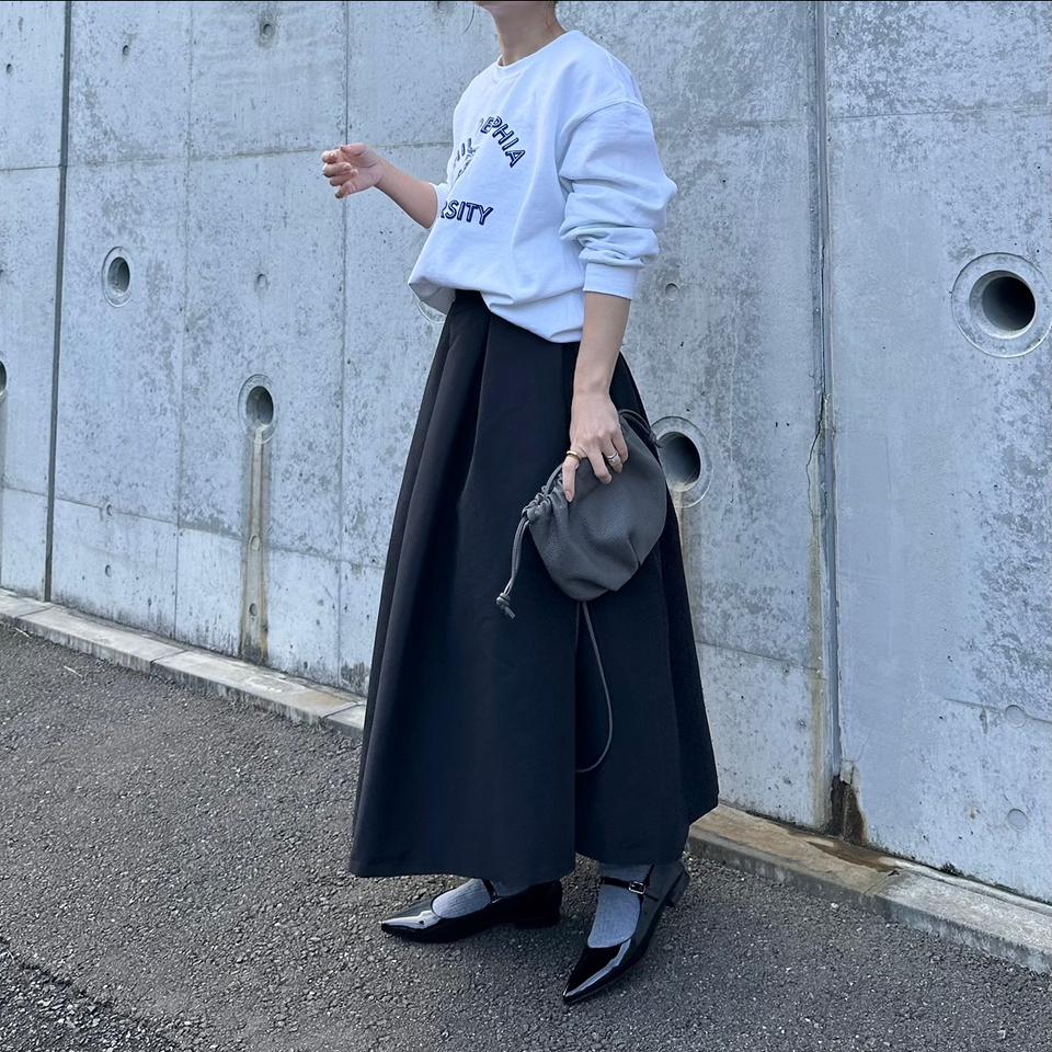 {{.FirstItem.Brand.Name}}({{.FirstItem.Brand.NameKana}})の「{{.FirstItem.Name}}」を使った{{.PostType}}