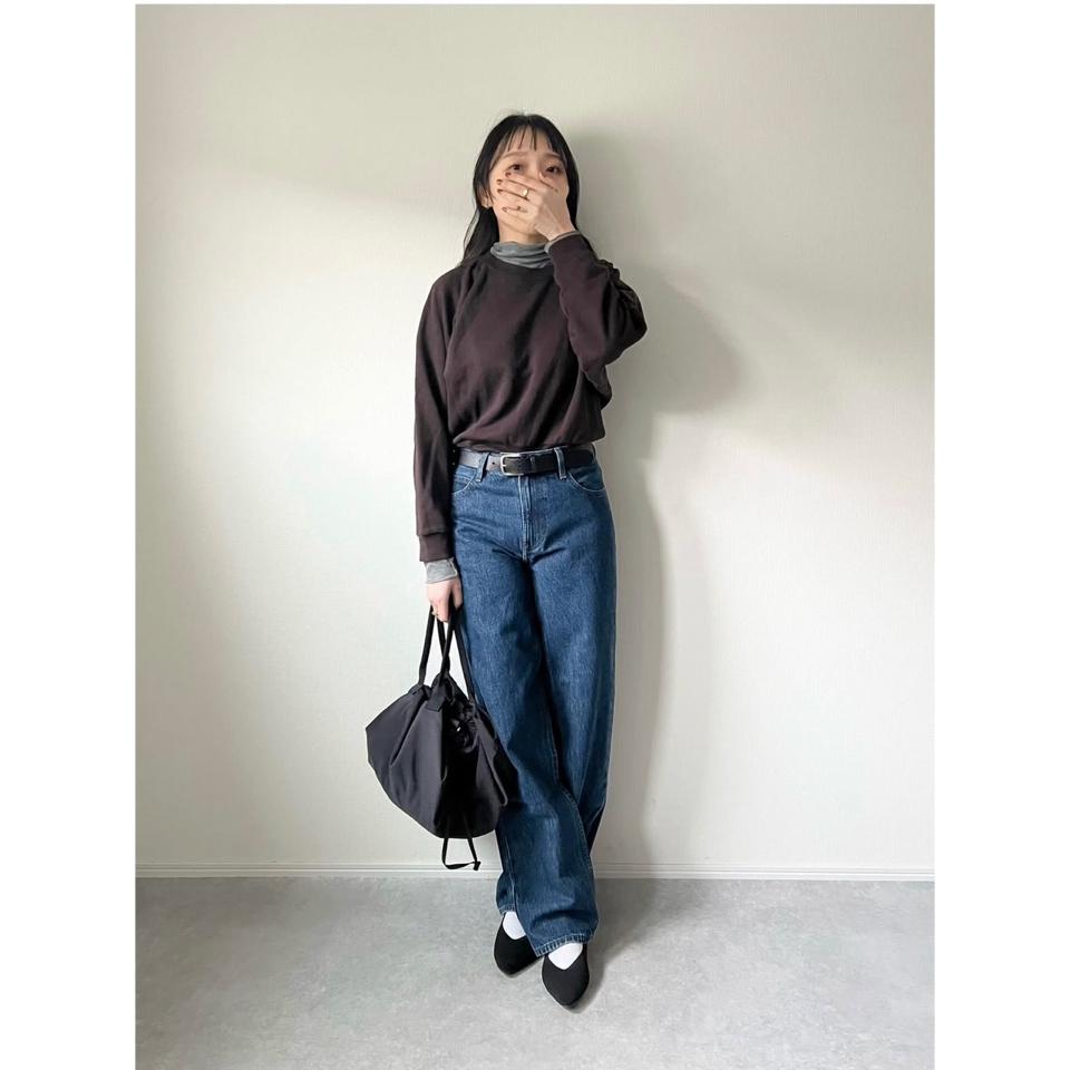 {{.FirstItem.Brand.Name}}({{.FirstItem.Brand.NameKana}})の「{{.FirstItem.Name}}」を使った{{.PostType}}