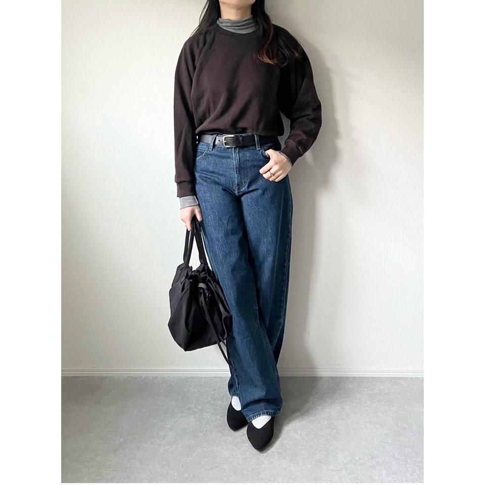 {{.FirstItem.Brand.Name}}({{.FirstItem.Brand.NameKana}})の「{{.FirstItem.Name}}」を使った{{.PostType}}