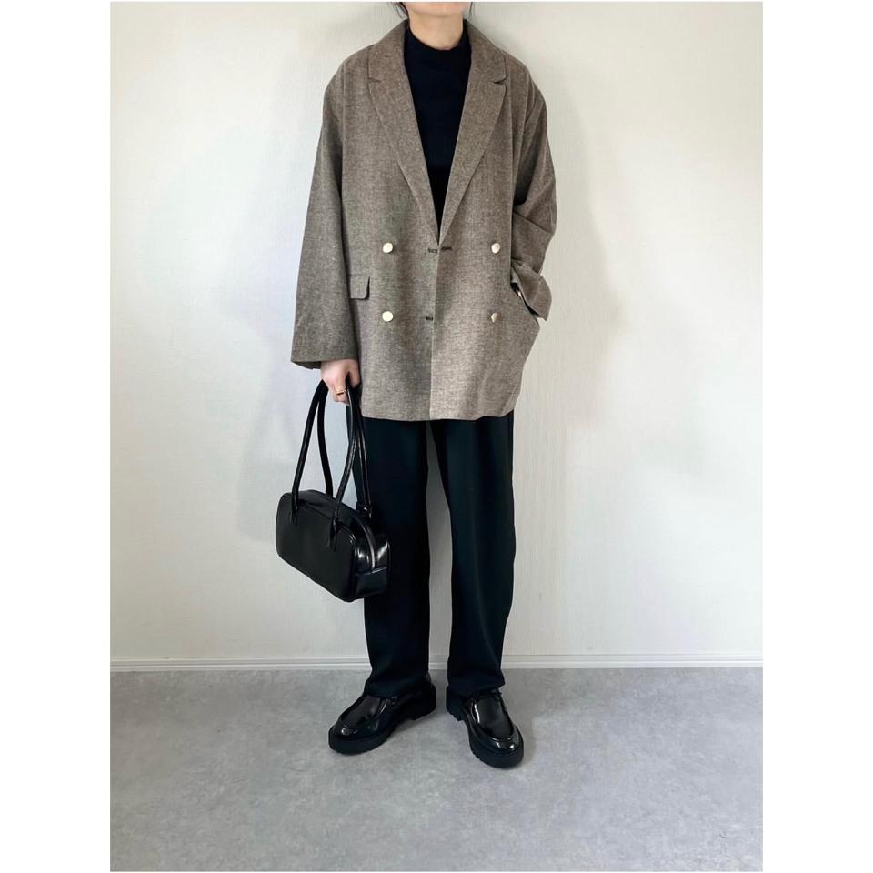 {{.FirstItem.Brand.Name}}({{.FirstItem.Brand.NameKana}})の「{{.FirstItem.Name}}」を使った{{.PostType}}