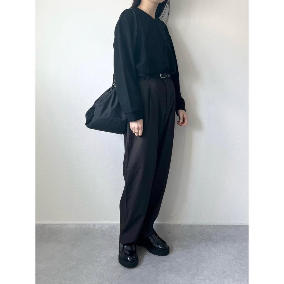 {{.FirstItem.Brand.Name}}({{.FirstItem.Brand.NameKana}})の「{{.FirstItem.Name}}」を使った{{.PostType}}