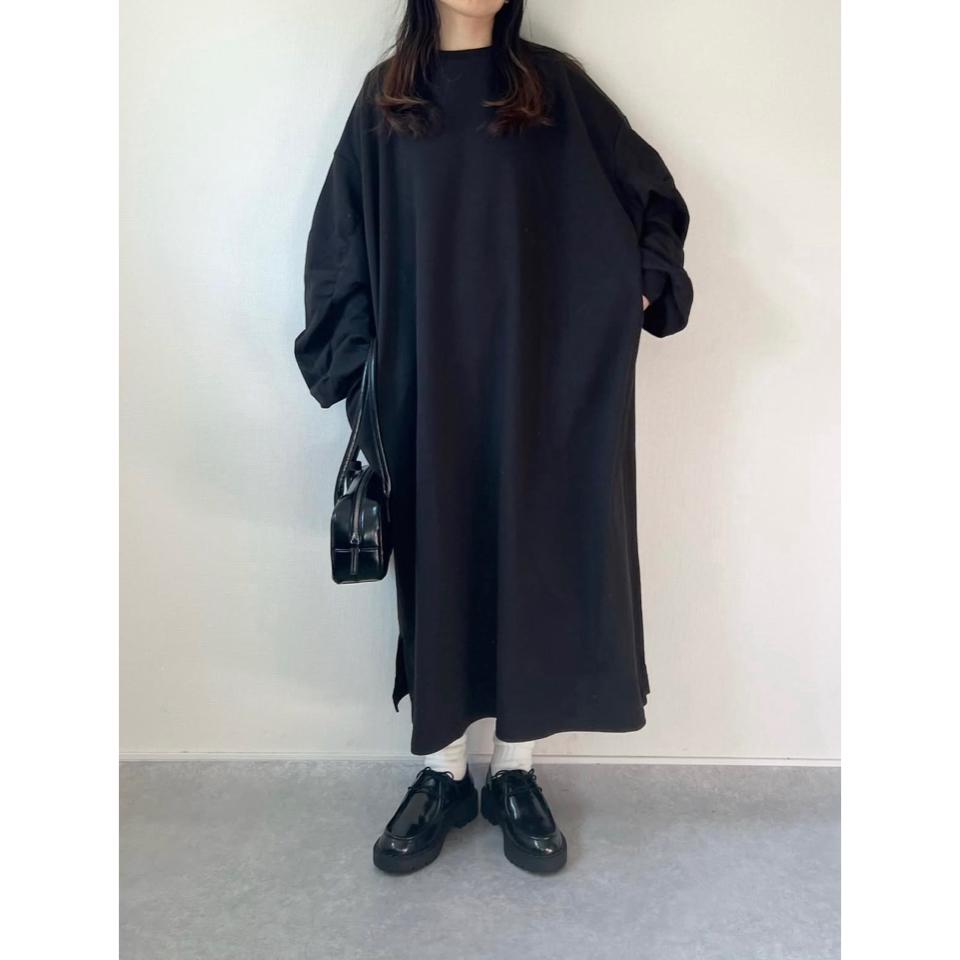 {{.FirstItem.Brand.Name}}({{.FirstItem.Brand.NameKana}})の「{{.FirstItem.Name}}」を使った{{.PostType}}