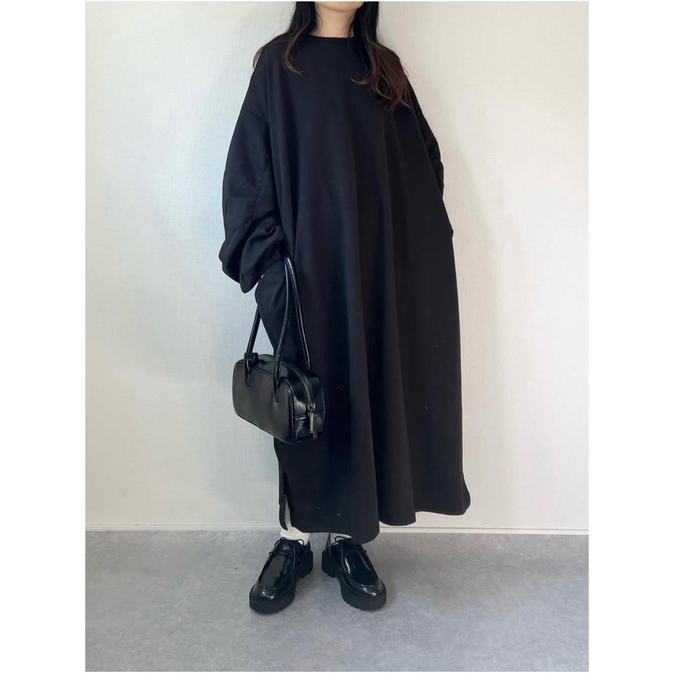 {{.FirstItem.Brand.Name}}({{.FirstItem.Brand.NameKana}})の「{{.FirstItem.Name}}」を使った{{.PostType}}