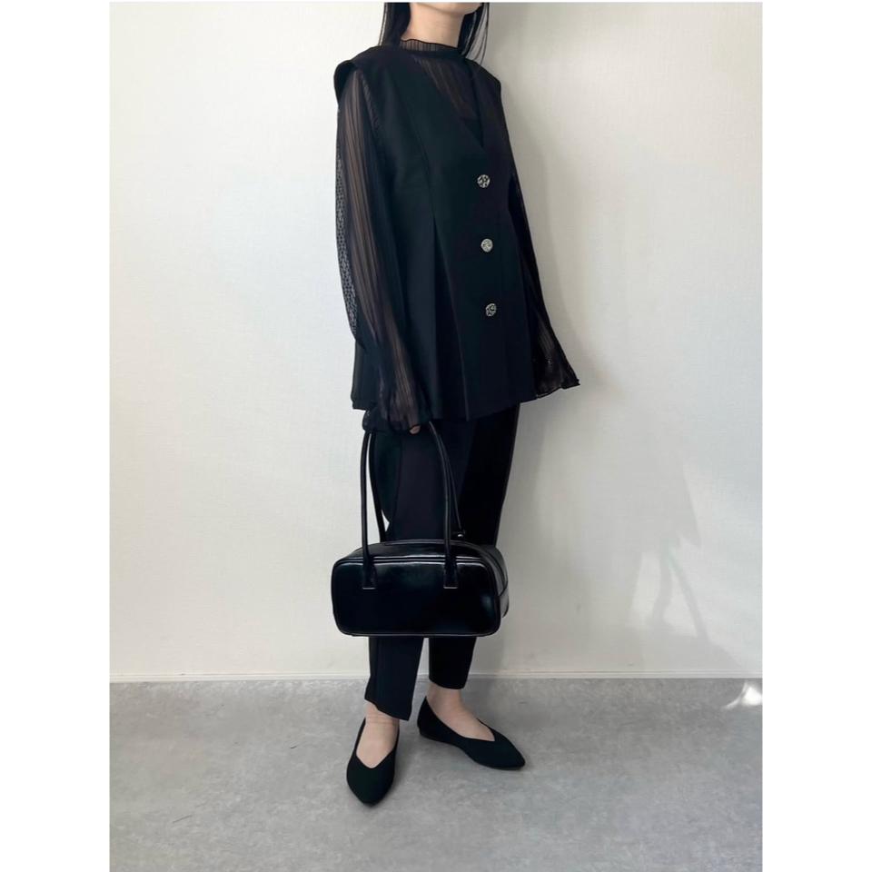 {{.FirstItem.Brand.Name}}({{.FirstItem.Brand.NameKana}})の「{{.FirstItem.Name}}」を使った{{.PostType}}