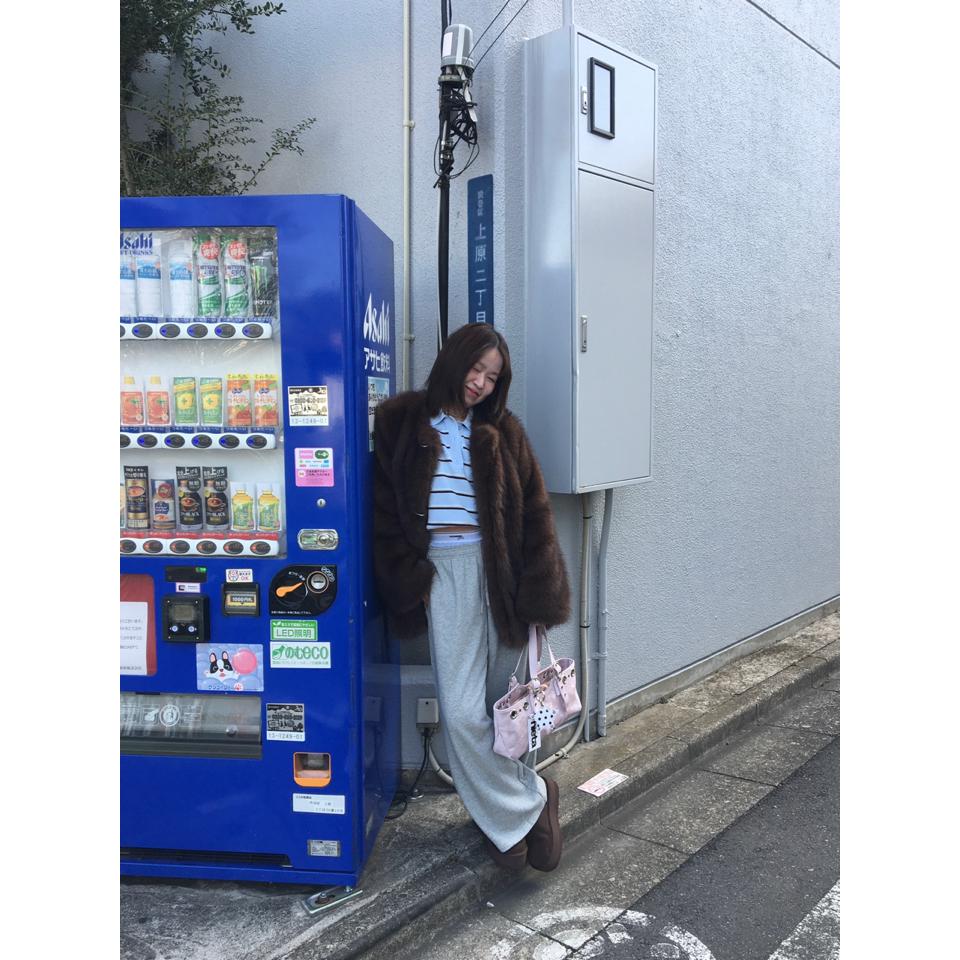 {{.FirstItem.Brand.Name}}({{.FirstItem.Brand.NameKana}})の「{{.FirstItem.Name}}」を使った{{.PostType}}