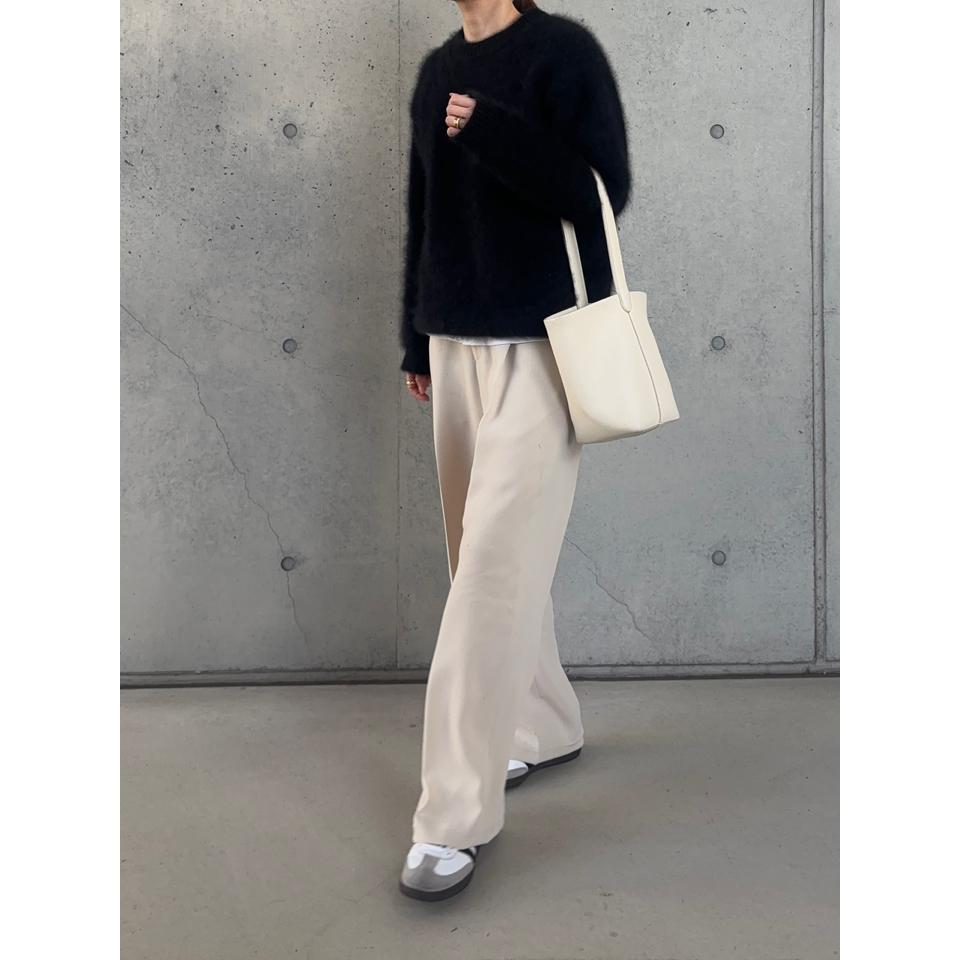 {{.FirstItem.Brand.Name}}({{.FirstItem.Brand.NameKana}})の「{{.FirstItem.Name}}」を使った{{.PostType}}