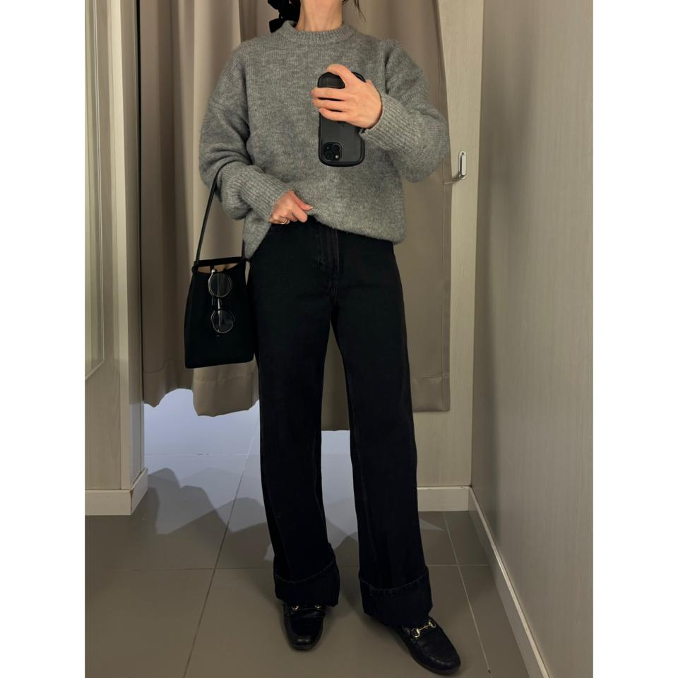 {{.FirstItem.Brand.Name}}({{.FirstItem.Brand.NameKana}})の「{{.FirstItem.Name}}」を使った{{.PostType}}