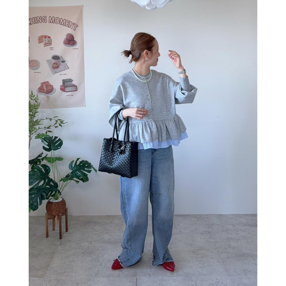 {{.FirstItem.Brand.Name}}({{.FirstItem.Brand.NameKana}})の「{{.FirstItem.Name}}」を使った{{.PostType}}