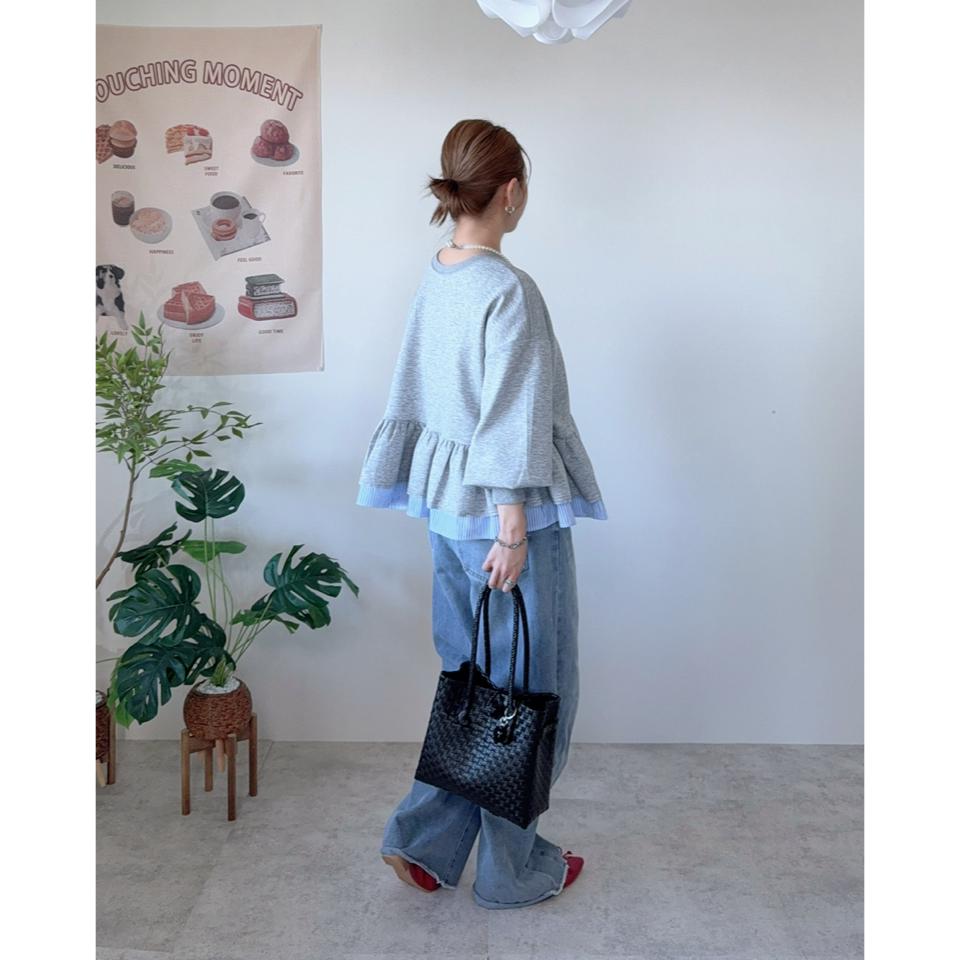 {{.FirstItem.Brand.Name}}({{.FirstItem.Brand.NameKana}})の「{{.FirstItem.Name}}」を使った{{.PostType}}