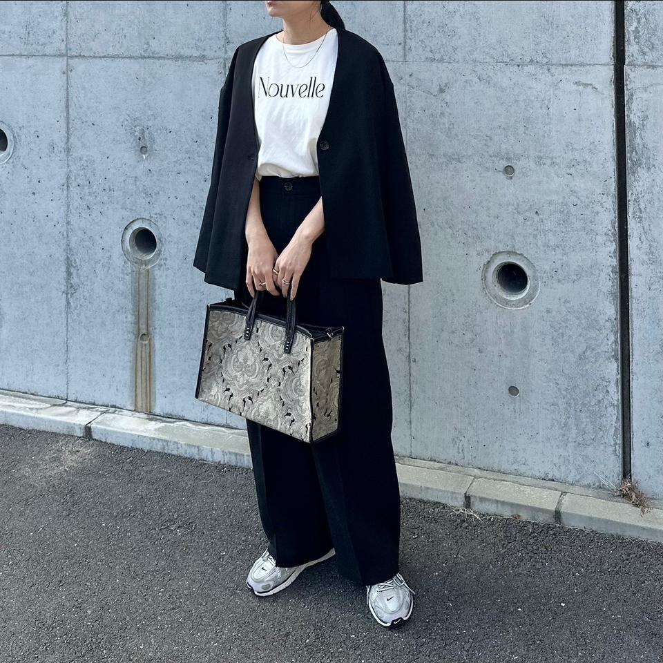 {{.FirstItem.Brand.Name}}({{.FirstItem.Brand.NameKana}})の「{{.FirstItem.Name}}」を使った{{.PostType}}