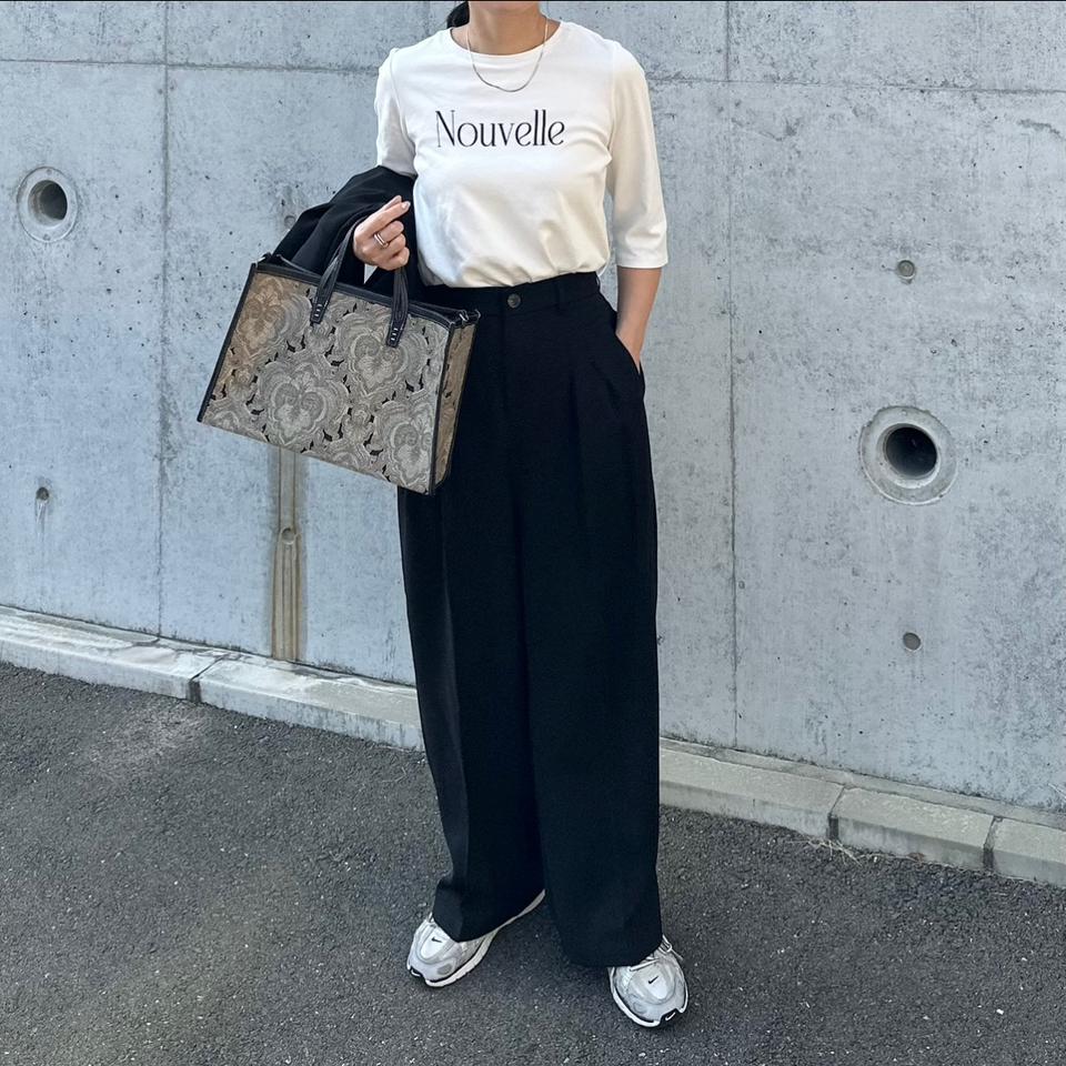 {{.FirstItem.Brand.Name}}({{.FirstItem.Brand.NameKana}})の「{{.FirstItem.Name}}」を使った{{.PostType}}