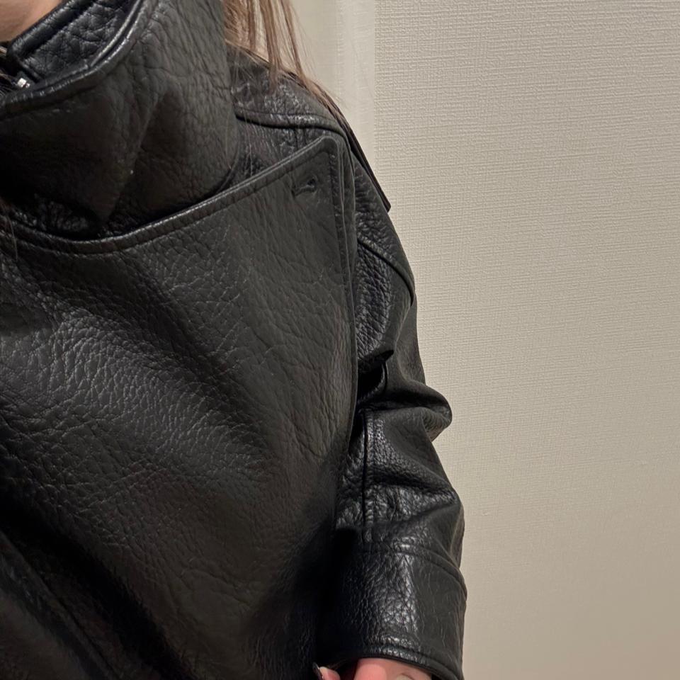 {{.FirstItem.Brand.Name}}({{.FirstItem.Brand.NameKana}})の「{{.FirstItem.Name}}」を使った{{.PostType}}