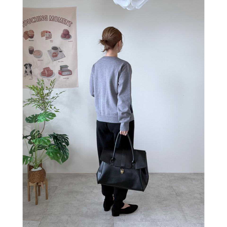 {{.FirstItem.Brand.Name}}({{.FirstItem.Brand.NameKana}})の「{{.FirstItem.Name}}」を使った{{.PostType}}