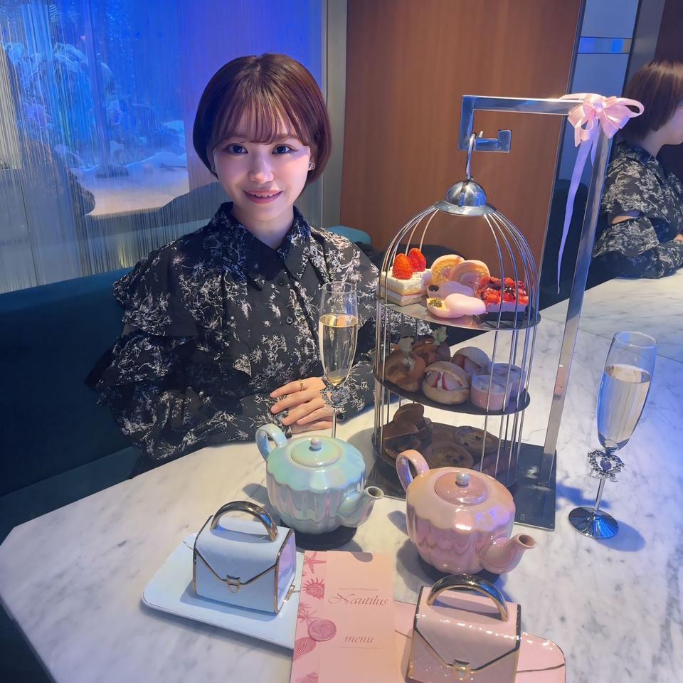 {{.FirstItem.Brand.Name}}({{.FirstItem.Brand.NameKana}})の「{{.FirstItem.Name}}」を使った{{.PostType}}