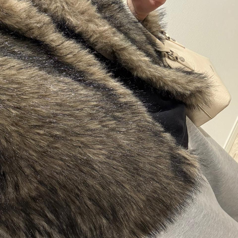 {{.FirstItem.Brand.Name}}({{.FirstItem.Brand.NameKana}})の「{{.FirstItem.Name}}」を使った{{.PostType}}