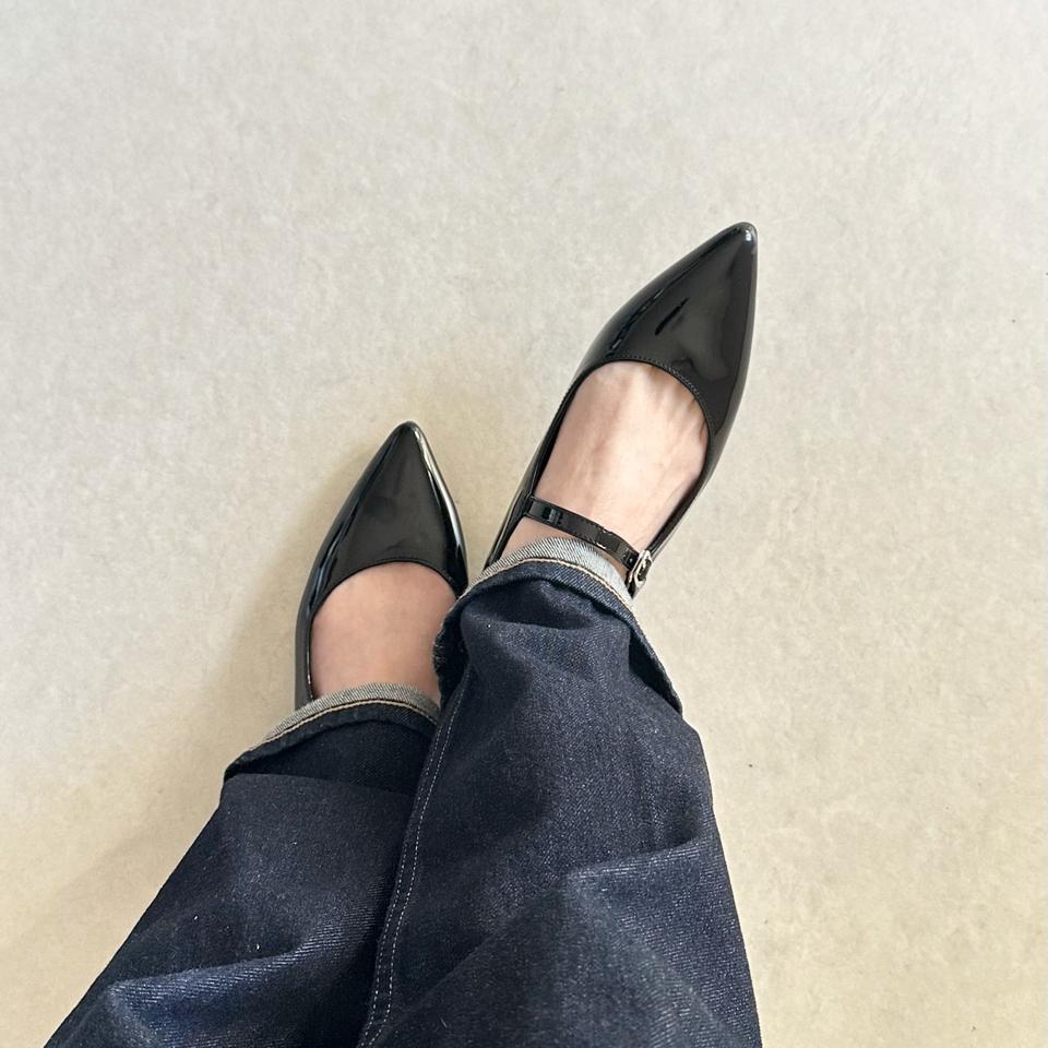 {{.FirstItem.Brand.Name}}({{.FirstItem.Brand.NameKana}})の「{{.FirstItem.Name}}」を使った{{.PostType}}