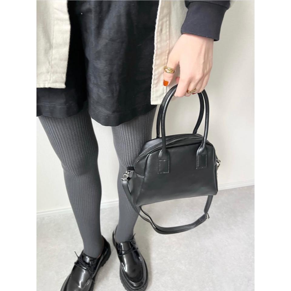 {{.FirstItem.Brand.Name}}({{.FirstItem.Brand.NameKana}})の「{{.FirstItem.Name}}」を使った{{.PostType}}